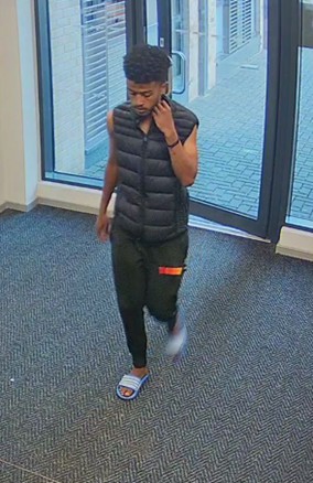 Thames Valley Police is releasing an image of a man officers would like to speak to following an attempted murder in Oxford.....South Central Ambulance Service were called just after 6.20pm on Sunday 20 July following reports that a man had been stabbed in James Wolfe Road.....The victim, a man in his twenties, sustained serious injuries that required hospital treatment. He has since been discharged.....Detective Inspector George Atkinson said: We have been conducting a thorough investigation following this incident and we are now appealing for the publics help.