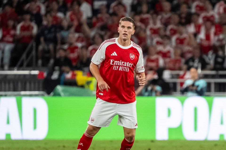 Viktor Gyökeres of Arsenal in action during a soccer match.
