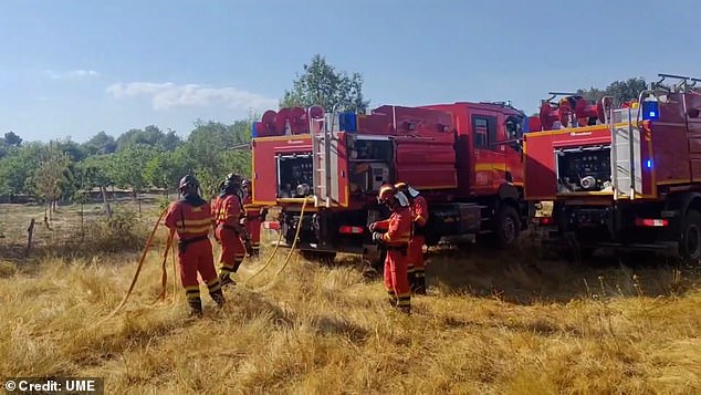A conflagration in the Las Hurdes region of Cáceres has destroyed more than 2,600 hectares within a 28.5-kilometre perimeter and firefighters have been working to control the flames