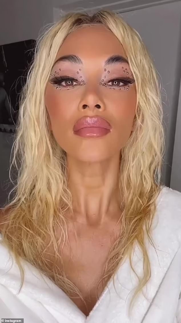 This A-lister, who is well known for her sultry style, wowed fans across the world when she showcased a short blonde look