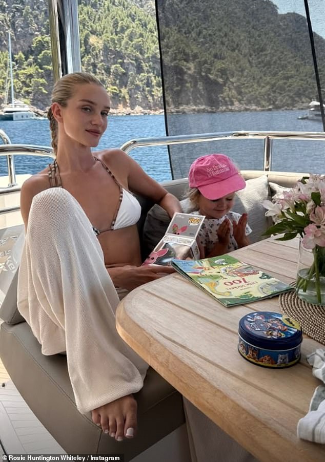 Yachtspotters believe it is the 28-meter Sunseeker 95 Blue Infinity One, delivered in 2023