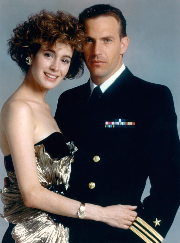 Sean Young and Kevin Costner in *No Way Out*.