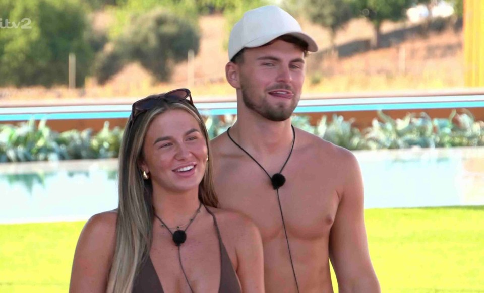 Couple on Love Island.
