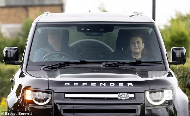 The ex-couple were reportedly heading to Windsor Castle for some down time and a casual walk