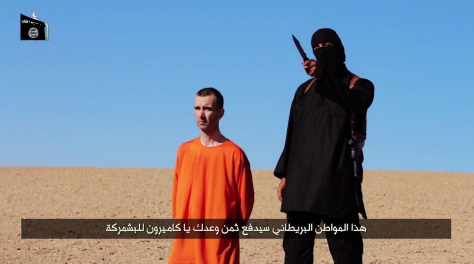 Times grab from ISIS Video where David Haines was killed. Duncan Gardham Security Journalist London +44 (0) 7855 858527 @duncangardham