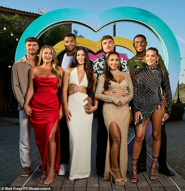 Love Island Final: Harry and Shakira and Toni and Cach are this year's final two couples - as third and fourth place are revealed
