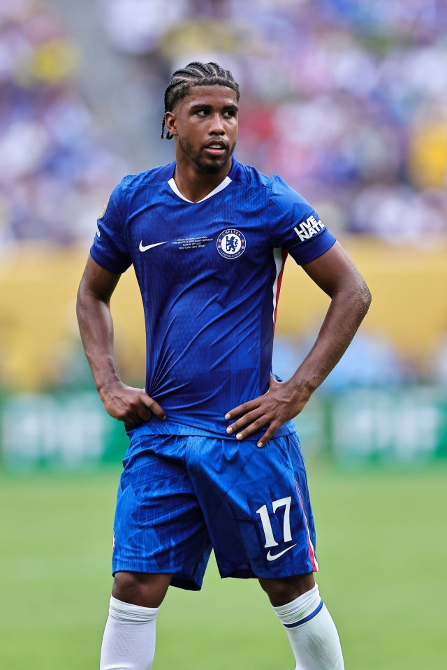 Andrey Santos, Chelsea player #17.