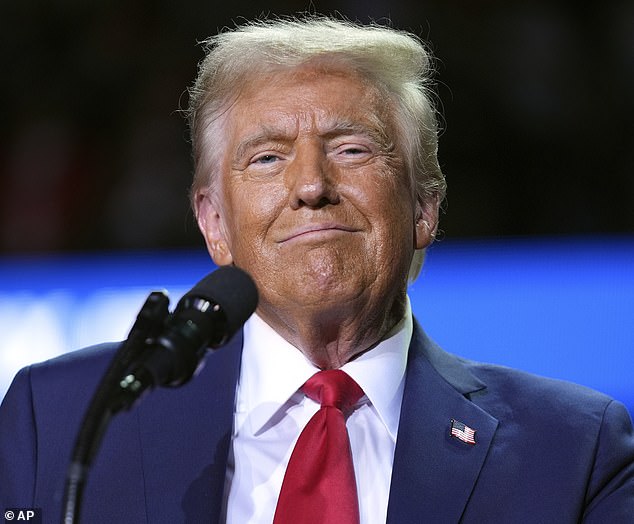 July's damning poll revealed the lingering skepticism toward the current administration, as multiple figures in Trump¿s circle also posted negative net favorability ratings