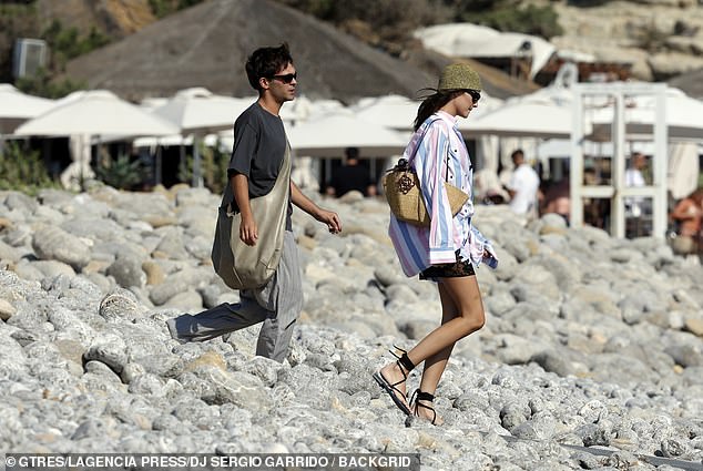 Vittoria wore a typically stylish outfit