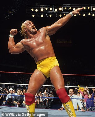 The outline of the clouds resembled Hogan posing with his right bicep curled and his left arm extended