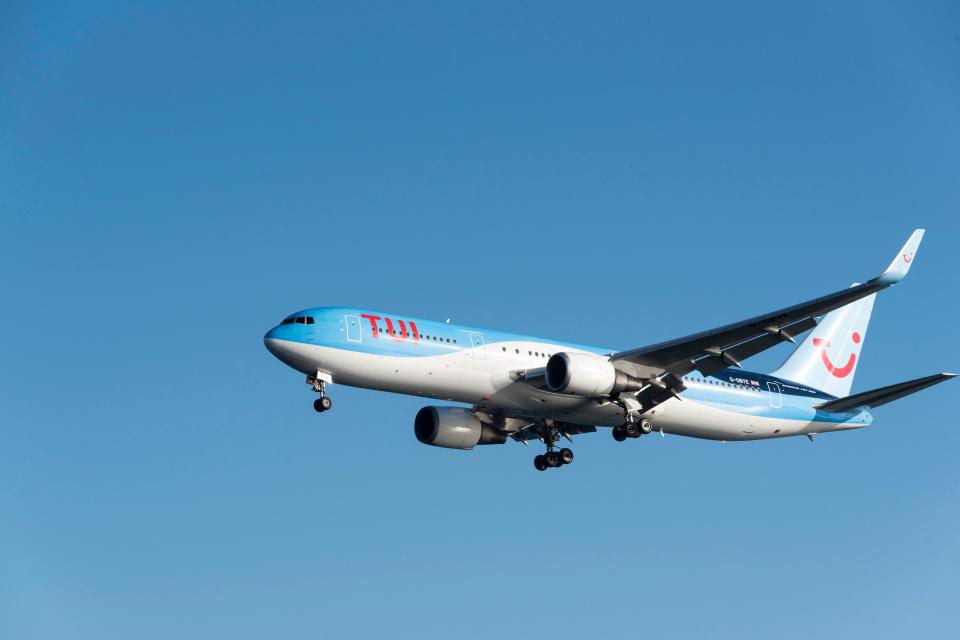 TUI plane in flight.