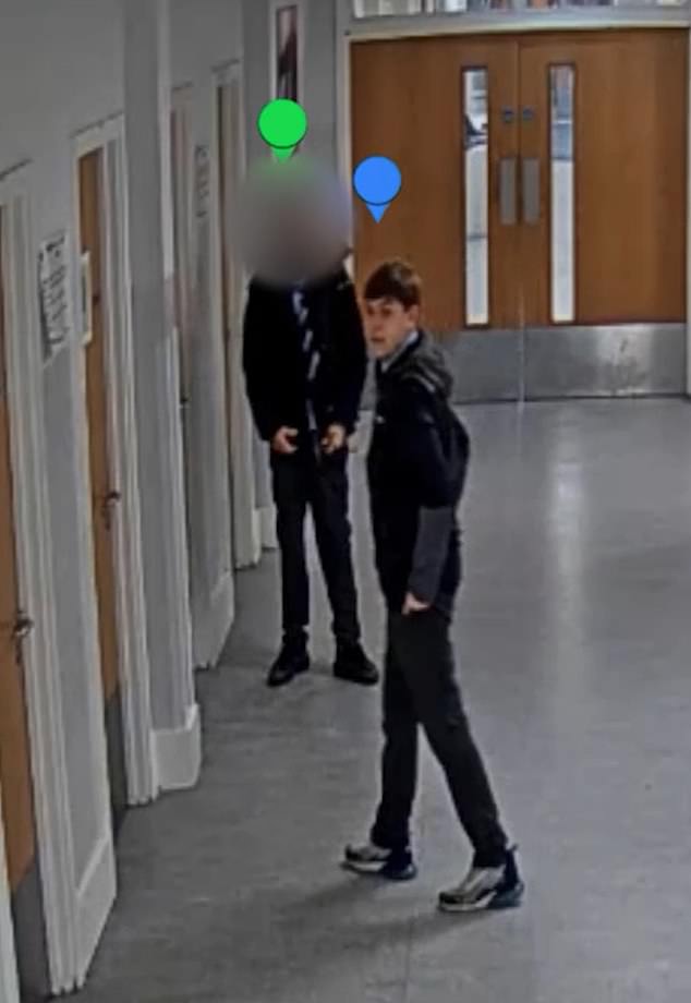 Harvey (blue dot) and his killer (green dot) were seen having an altercation in the corridor shortly before his murder