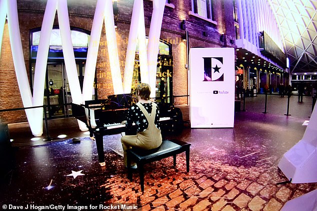 During his Farewell Yellow Brick Road tour, Eltoon did briefly dabble in the digital world with a London pop-up at King's Cross, which featured an augmented reality version of him playing the piano