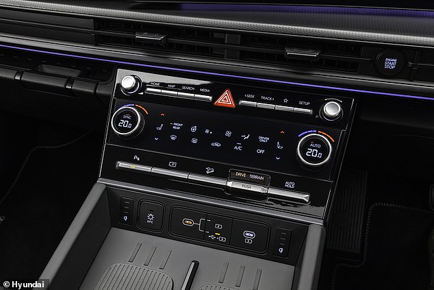 We're not huge fans of digital temperature controls, especially those placed lower in the dashboard that require a driver to look down to make adjustments. However, there are at least some physical dials and a logical layout