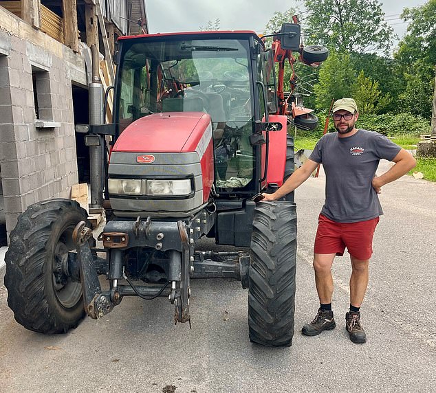 The travellers who invaded Mr Richard's farm - named in French local media as the Parti d'Alsace - claimed that the nearby traveller site did not have sufficient capacity for their 250-caravan convoy