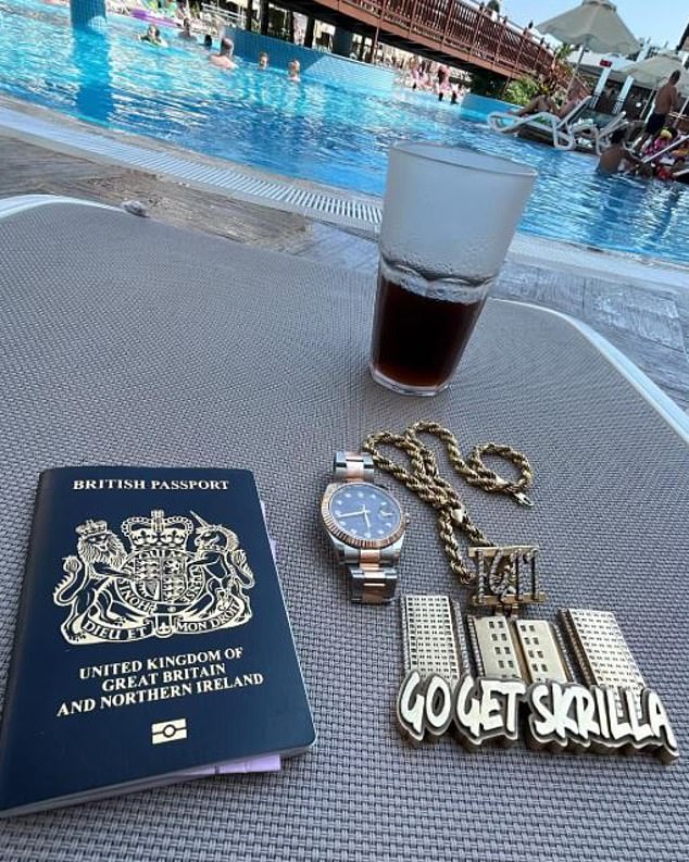 An image posted on an account under the name of OneMilli with a 'Go Get Skrilla' necklace with IG11 - the postcode for the Barking area