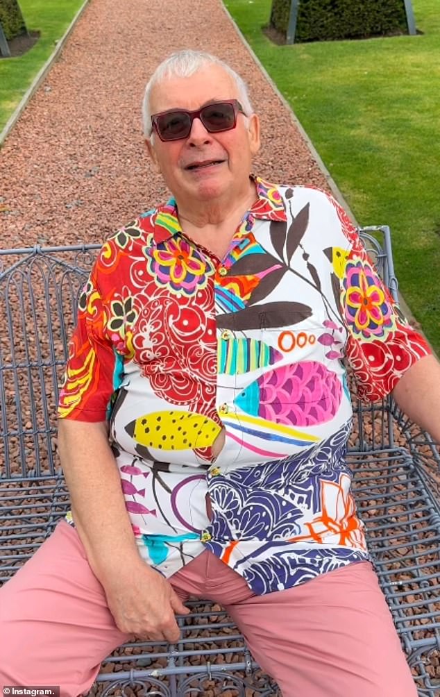 Years ago I would approach a woman from behind and grab her t***ies from the front. Well, I'm gay so it didn't matter. And I'd like to still be doing it, but I don't think I can any more