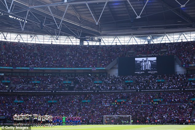 Some Crystal Palace fans failed to remain silence as Wembley paid tribute to the brothers