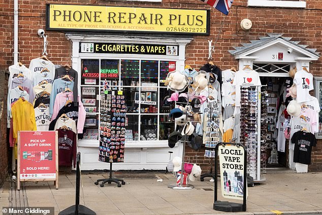 Right by the corner from the Birthplace Museum is the Phone Repair Plus shop which advertises selling vapes as well as souvenirs