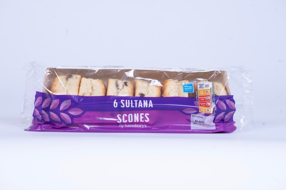 Package of Sainsbury's sultana scones.