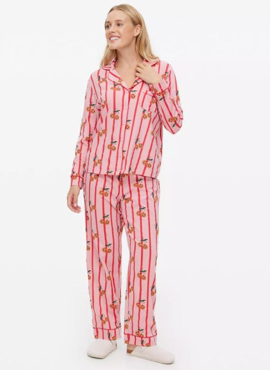 I need these cry shoppers after spotting gorgeous autumn pyjama line in Sainsburys, , , https://www.tiktok.com/@life.of.pops/video/7536251224719379734?_r=1&_t=ZN-8ymNNa695oE