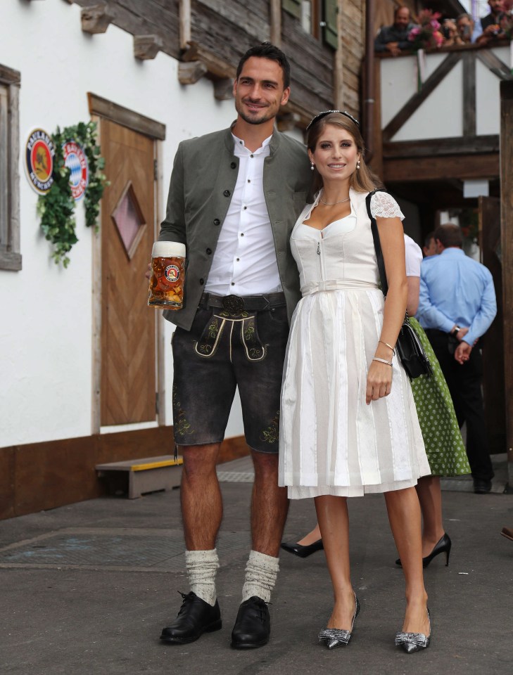 Mats Hummels and his wife Cathy at Oktoberfest.