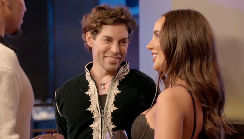 Jazmine Nichol on Celebs Go Dating.