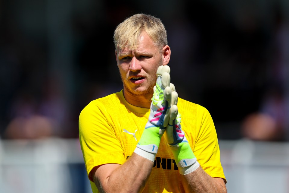 Aaron Ramsdale of Southampton warming up during a pre-season friendly match.