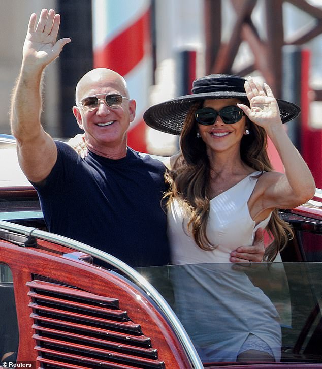 In 2023, the former journalist admitted that her blended family with Bezos was like 'the Brady Bunch'