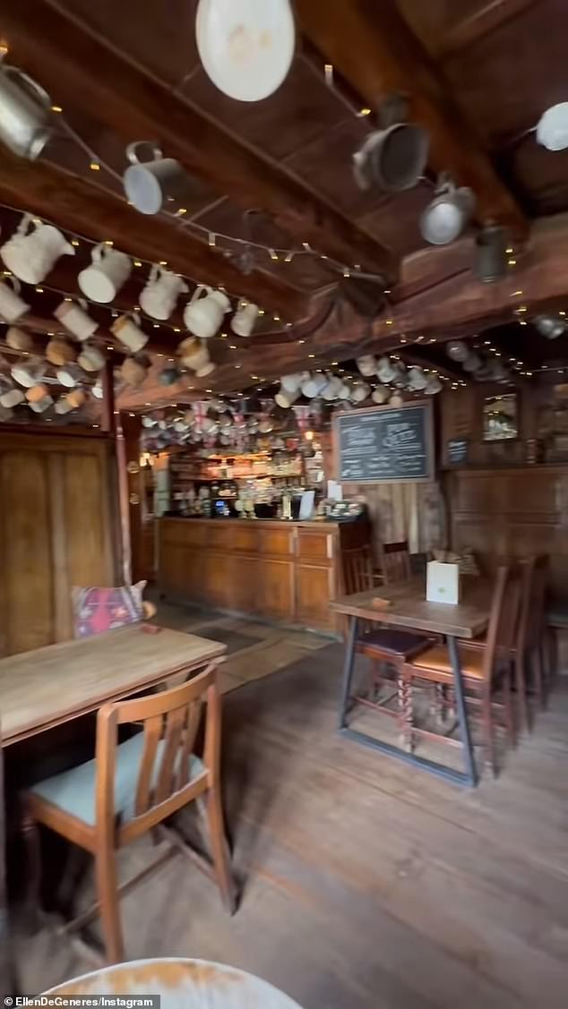 Since moving to the Cotswolds, she and de Rossi enjoying visiting a 16th-century pub for lunch on Sundays and going to the exclusive members-only club Soho Farmhouse