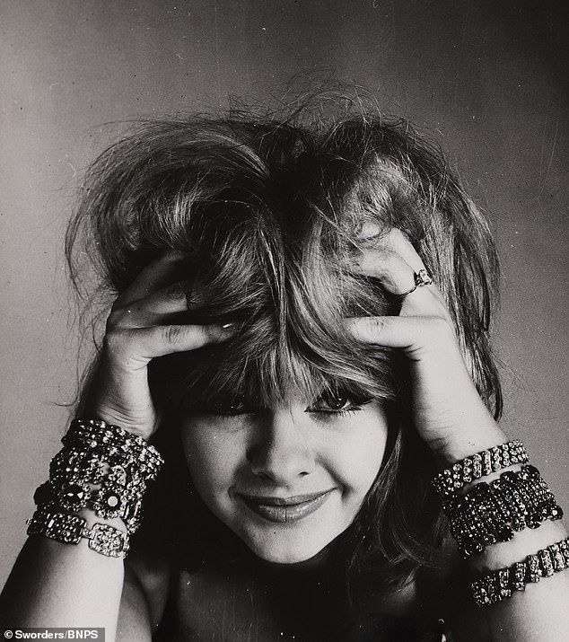 Mandy Rice-Davies' risque photo shoot for photographer Tom Blau