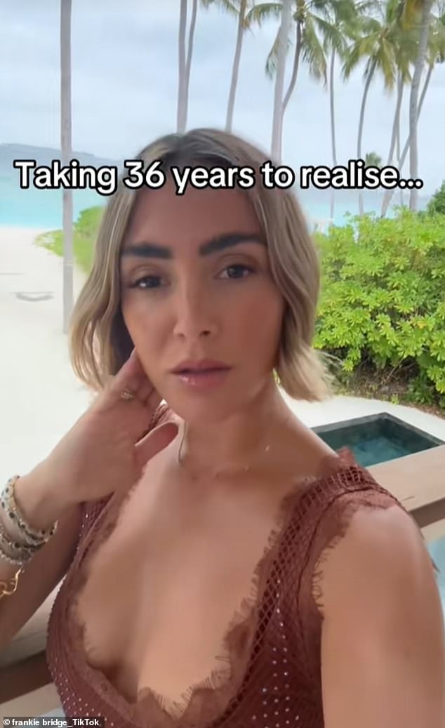 Over the video, the caption read: 'Taking 36 years to realise being a people pleaser doesn't please anyone...'