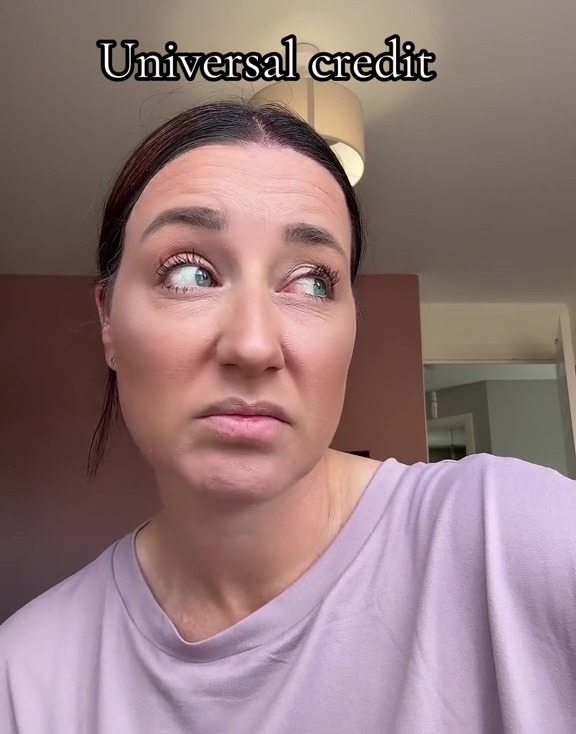 A woman looks worried; text overlay reads "Universal credit".