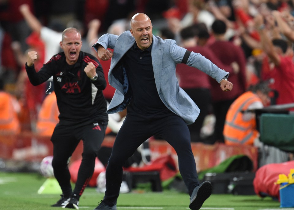 Liverpool manager Arne Slot celebrates.