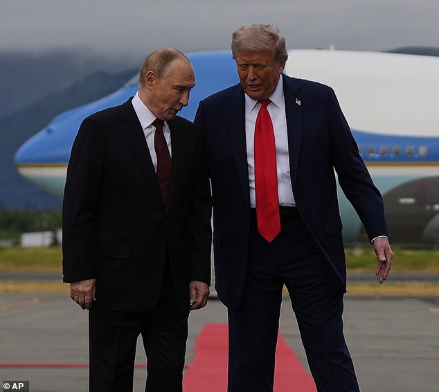 'You made it, fantastic to see you and appreciated,' Trump said, according to a lip reader