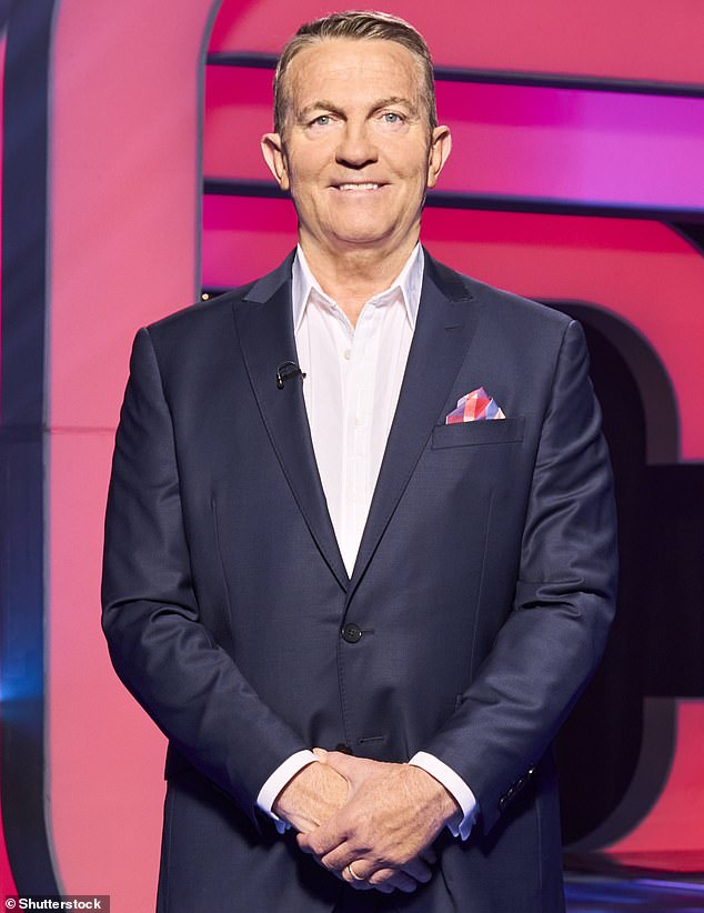 Now, previous contestants have come forward with their experiences of filming and spending time backstage with Bradley