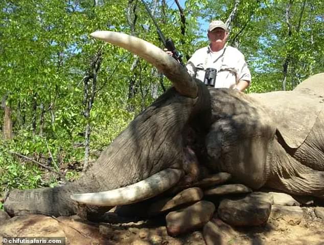 According to reports, Gibson had been a hunter for 25 years before the tragic incident