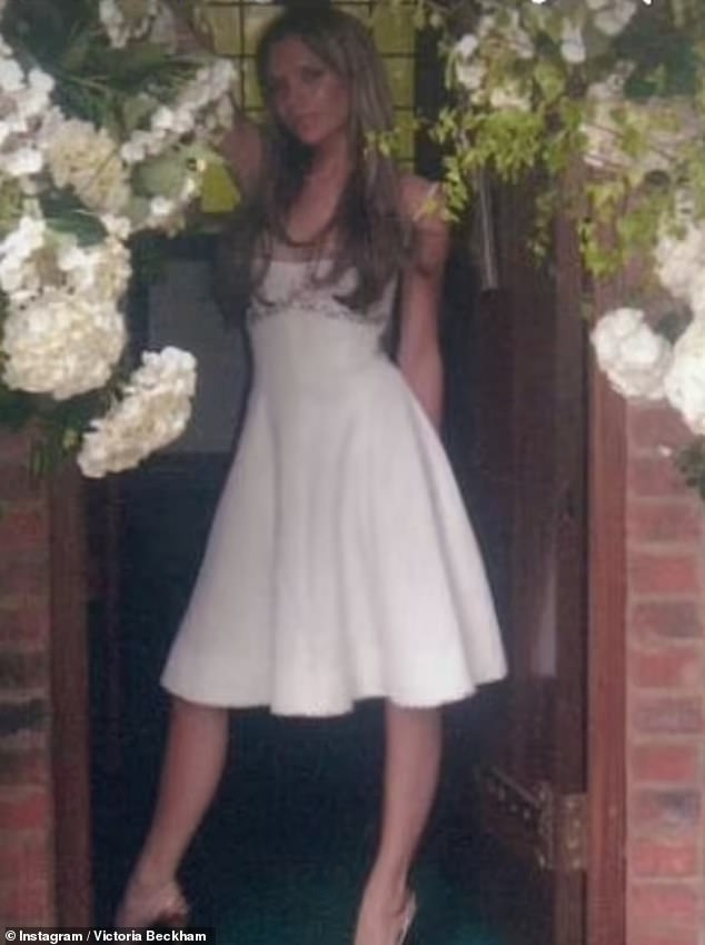 Victoria Beckham shares a picture of her ensemble when David surprised her with a vowel renewal ceremony in 200t6