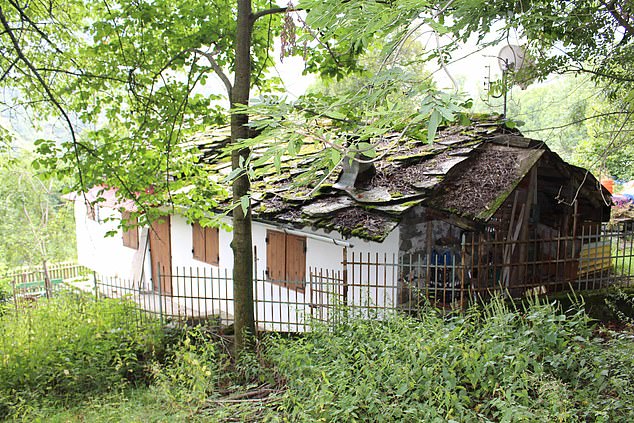 Picture of the mountain house where Chloe Ayling was held in the village of Borgial near Turin, Italy