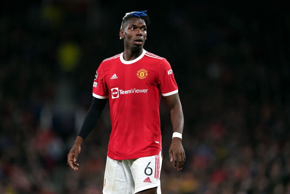 Photo of Paul Pogba in a Manchester United uniform.