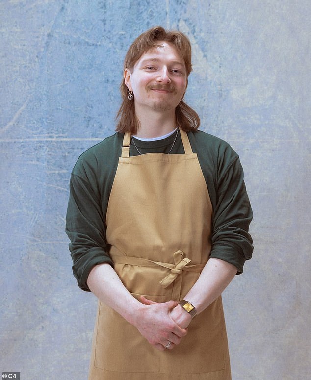 Former amateur powerlifter Iain looks to give Jessika a run for her money, quipping that he has given himself the nickname Yeastie Boy
