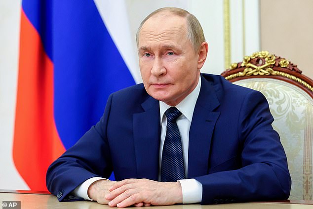 Vladimir Putin has failed to commit to peace talks with fears growing he will drop out at the last minute