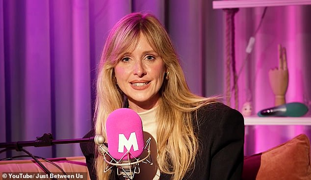 The singer, 34, shared the story of her strange encounter with Leo while advising a caller on dealing with big age-gaps in relationships