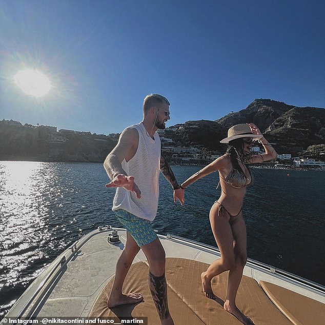 Boat trips to nearby islands are a popular hobby for players wanting a relaxing day out