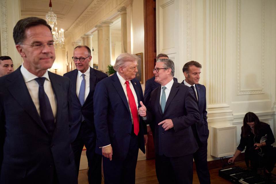 NATO Secretary-General Mark Rutte, German Chancellor Friedrich Merz, US President Donald Trump, British Prime Minister Keir Starmer, and French President Emmanuel Macron at the White House.