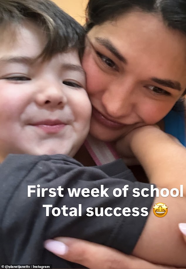 The exes share four-year-old son Wyatt