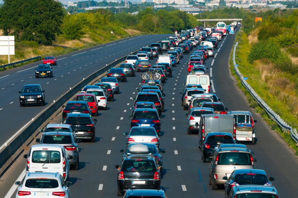 WCWT4E France, Orleans, motorway A10, Sunday 25/8/19 at West of town, recurent traffic jam at the return of summer vacation
