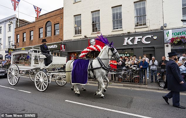 Mourners have been lining the streets for the funeral of the world's longest KFC worker who worked at the same fast food joint for 47 years