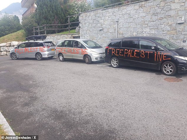 Some nine vehicles belonging to a group of strictly Orthodox Jews, some of whom were from Stamford Hill in London , were reportedly vandalised with spray paint in French town Châtel