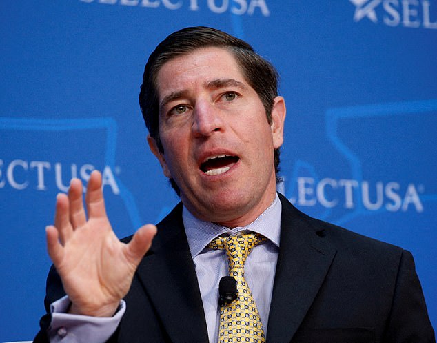 FILE PHOTO: Scott Kupor, Managing Partner at Andreessen Horowitz, speaks at the SelectUSA Investment Summit in National Harbor, Maryland, U.S., June 20, 2017.  REUTERS/Kevin Lamarque/File Photo